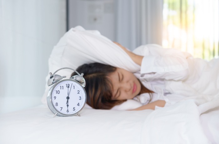 睡眠時間は無関係？！良質な睡眠の特徴と不眠症の改善方法